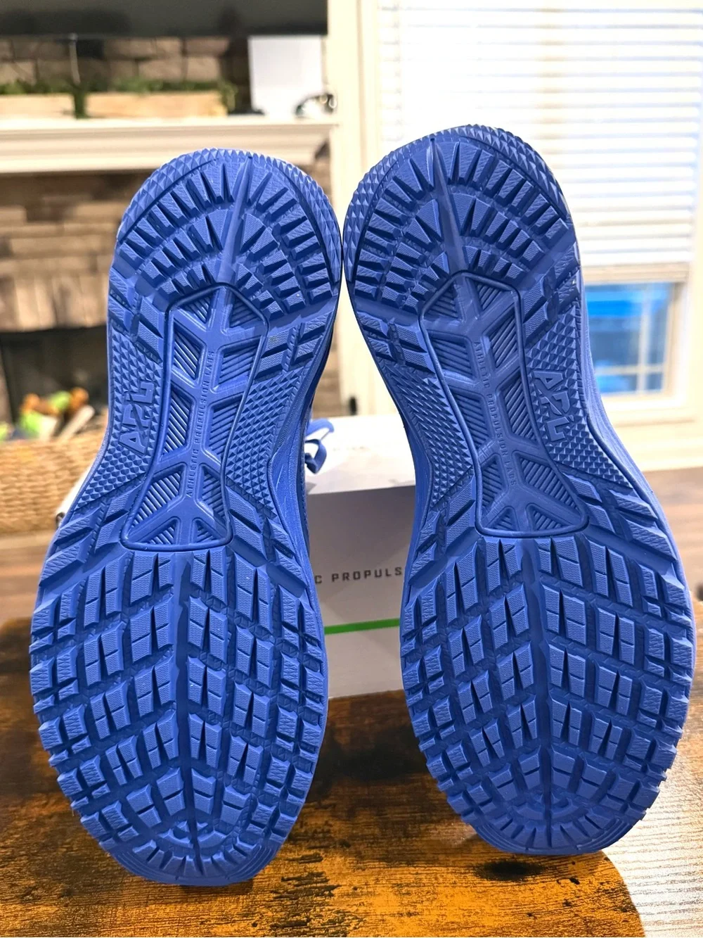 Athletic Propulsion Labs authentic apl